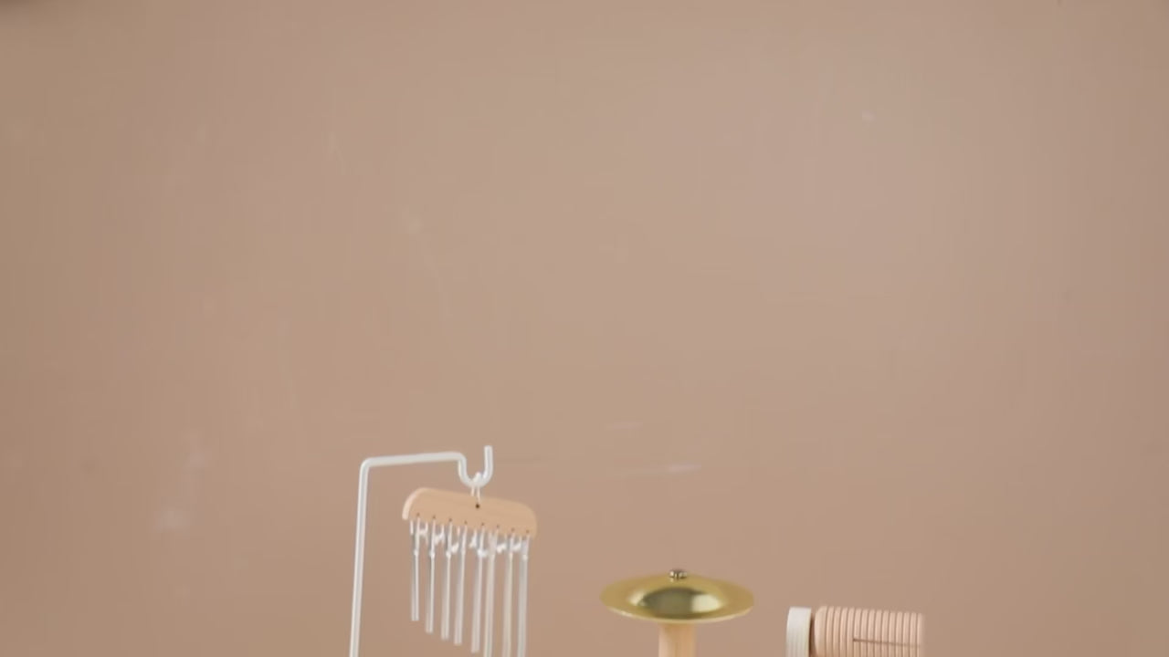 Jouets Montessori en bois pour bébé : éveil musical en douceur